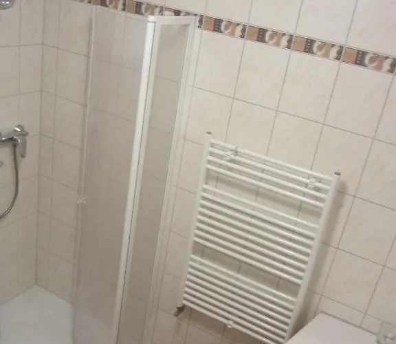 Zur Alten Schmiede 3*