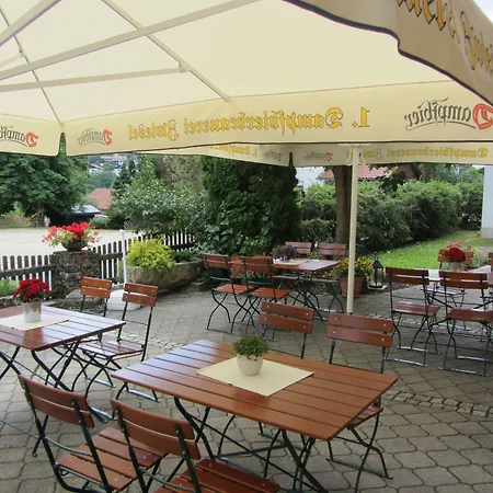 Zur Alten Schmiede Pensionat 3*