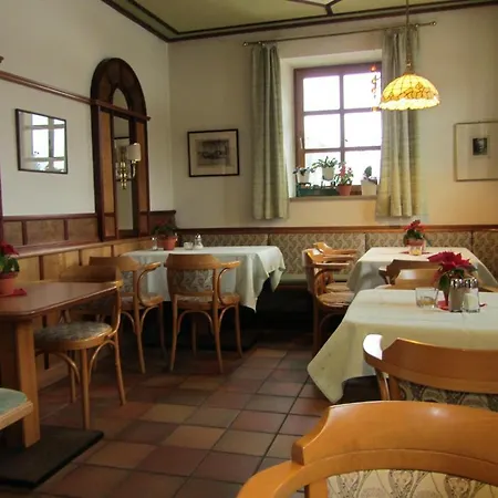 Pensionat Zur Alten Schmiede